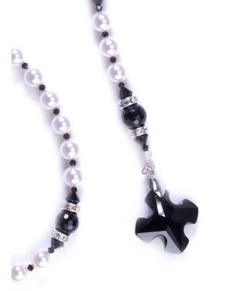 Swarovski Black and Pure White Rosary Swarovski Black and Pure White Rosary