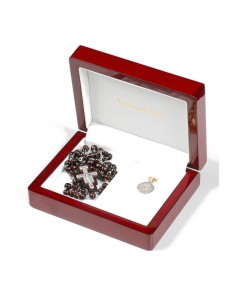 Pope Francis gift box 03 Pope Francis gift box 03
